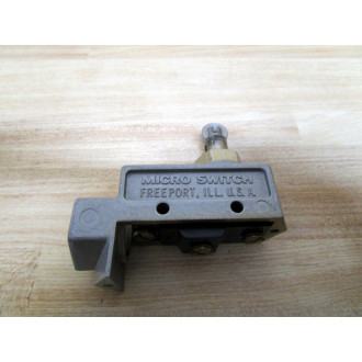 Honeywell BZE6-2RQ8 Limit Switch BZE62RQ8 WO Base - Used