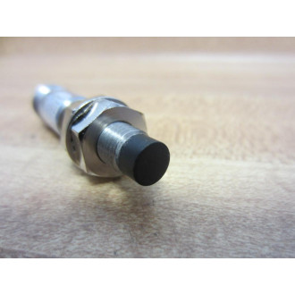 Cutler Hammer E57EAL8T111ED Eaton Proximity Switch Series A1