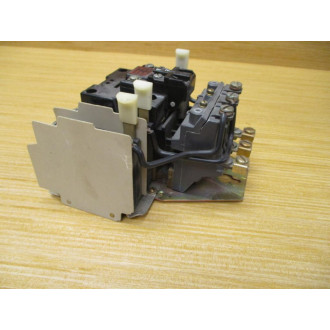 Allen Bradley 709-BOD Starter 709-B0D Ser.CC, W 3 Relays - Used