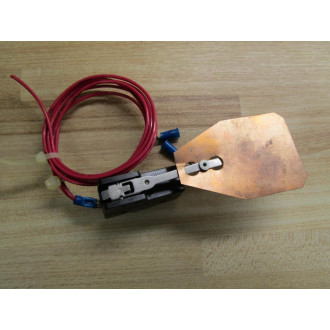 Omron Z-15GW-B7-K Limit Switch Z15GWB7K W Wire Leads