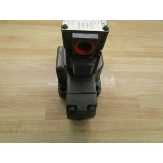 Racine 651596 B 4-Way Valve FD4 BTHS 10303SD .30 - New No Box