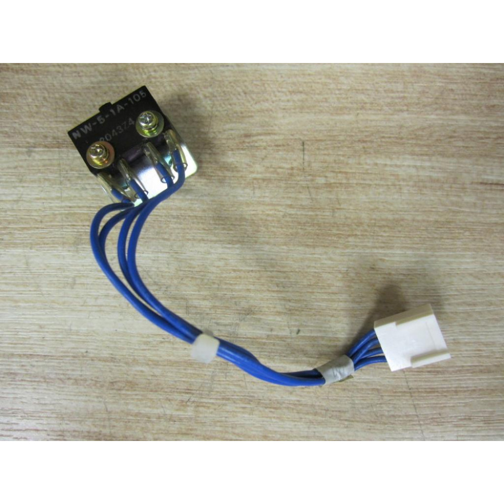 Omron NW-5-1A-105 Switch NW51A105 WBracket - New No Box