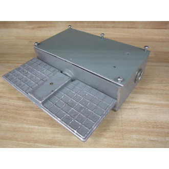 Cutler Hammer 10251H26B Bulletin 10251 Foot Switch Broken Underside - Used