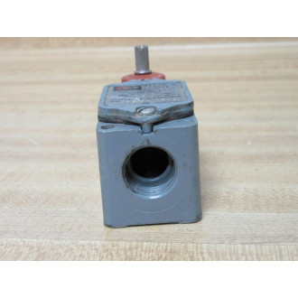 Cutler Hammer 10316H1630A Eaton Limit Switch - Used