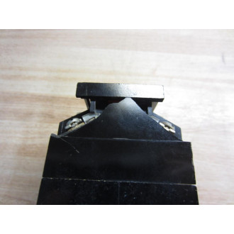 Allen Bradley 700-P800A4 Relay 700P800A4 Chipped Case - Used