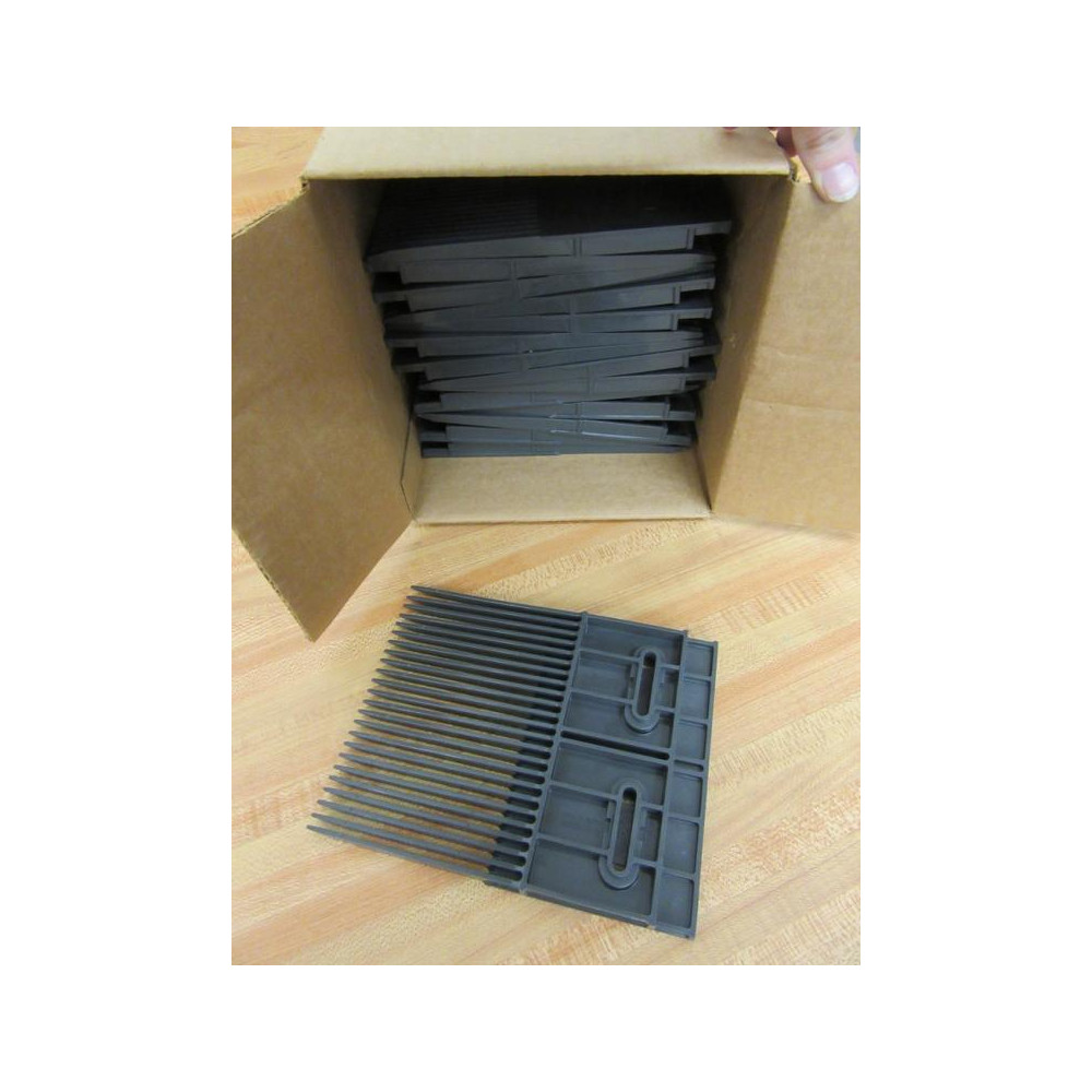 Regina TC3000-02 Long Comb (Pack of 15)