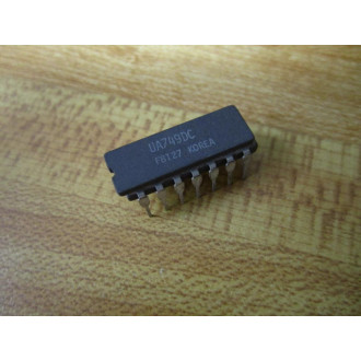 Fairchild UA749DC Integrated Circuit