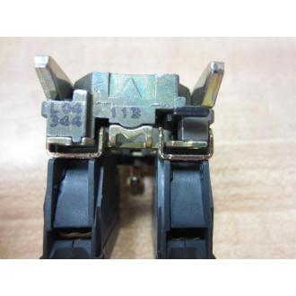 Telemecanique ZB4-BZ104 Mounting Base ZB4BZ104 36820