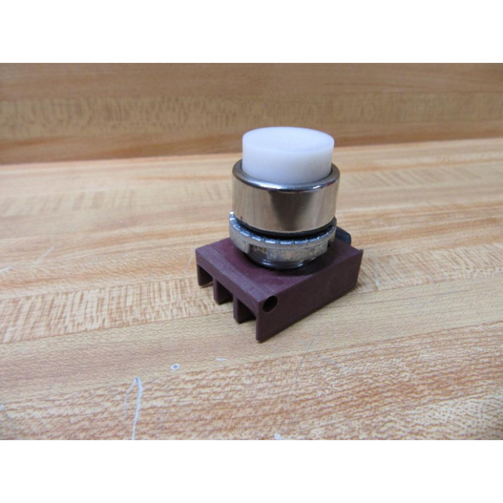 General Electric P9M-PNBS GE Push Button Operator P9MPNBS - New No Box