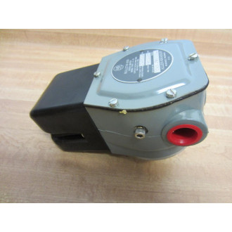 Allen Bradley 808-NX24 Speed Switch 808NX24 Series D