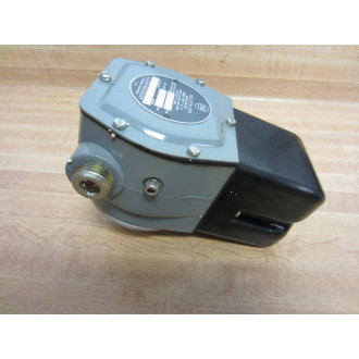 Allen Bradley 808-NX24 Speed Switch 808NX24 Series D