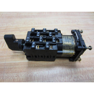 Square D 9003K2I009NA Cam Switch Missing Square CollarCover - Used