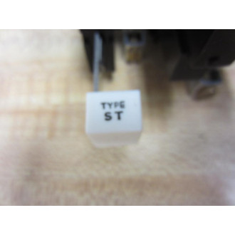 Cutler Hammer ST Eaton Contactor Type ST - New No Box