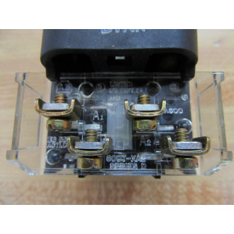 Allen Bradley 800T-QB10GA2 Push Button Switch