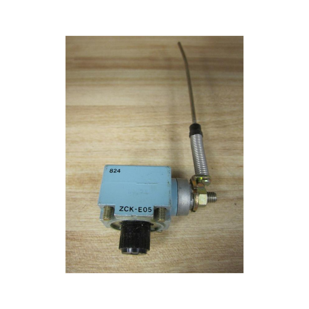 Telemecanique ZCK-E05 Limit Switch Head ZCKE05 064669 wWhip - New No Box