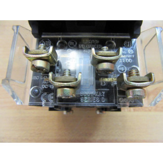 Allen Bradley 800T-FXNQ10AA7 Push Pull Switch W 40171-002-01, 800T-XA7