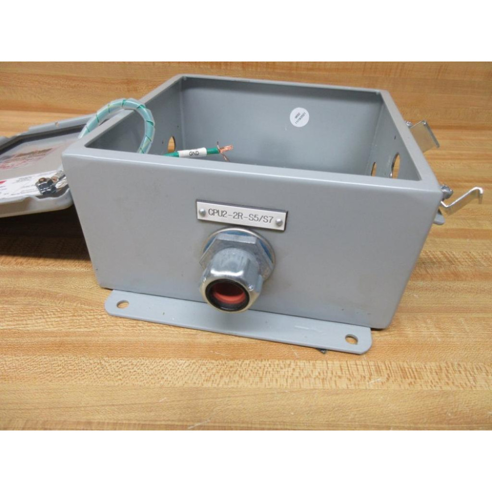 Jic Box Hoffman A808CH JIC Box Enclosure 54860 8X8X4 W Cable Gland - Used