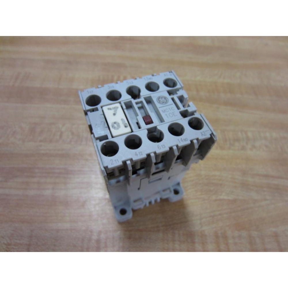 General Electric MC1C310AT MBOCD Mini 3 Pole Contactor Mod 1 - Used