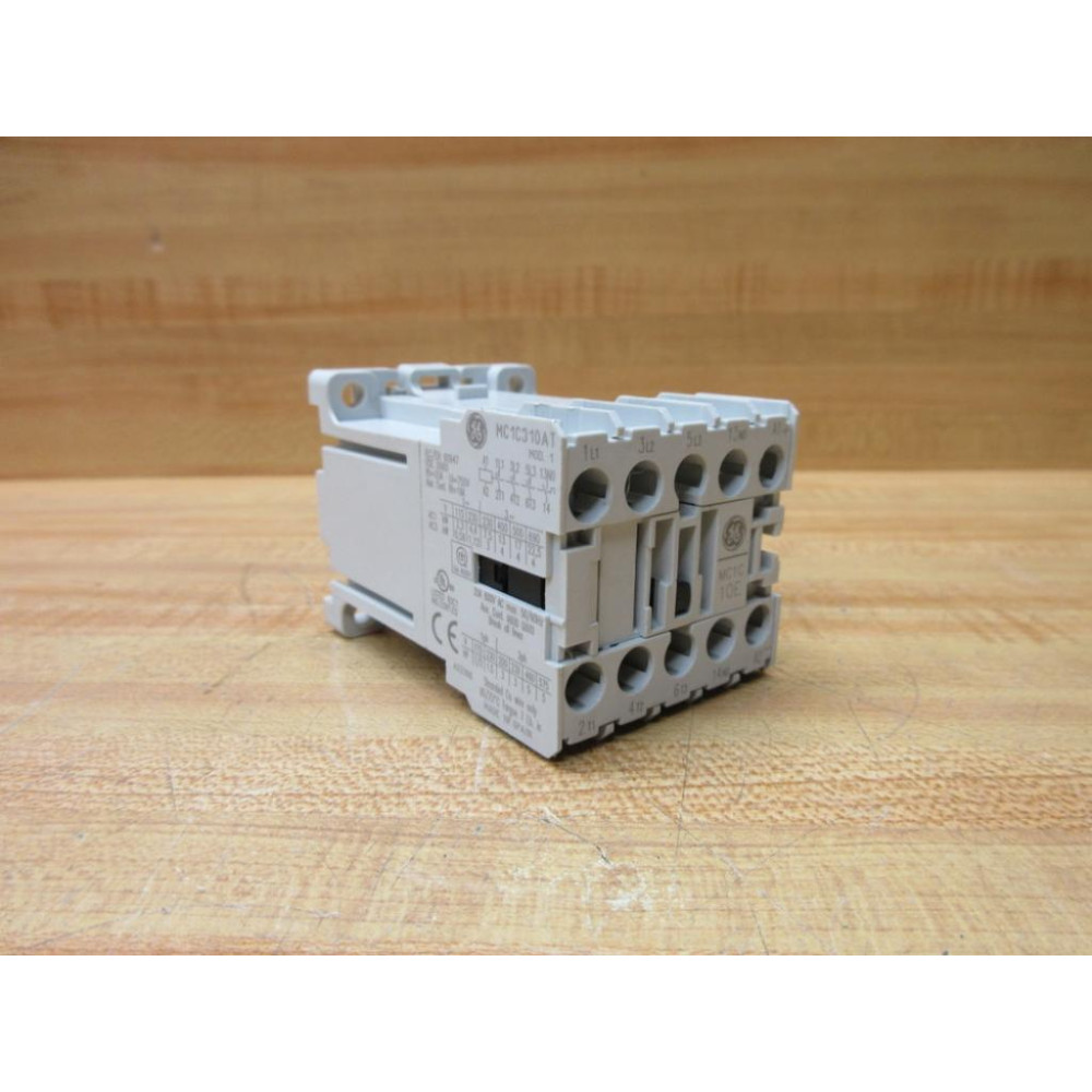 General Electric MC1C310AT MBOCD Mini 3 Pole Contactor - New No Box