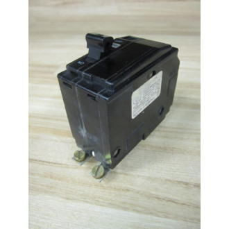 Square D QOB-120240 Circuit Breaker 15A - Used