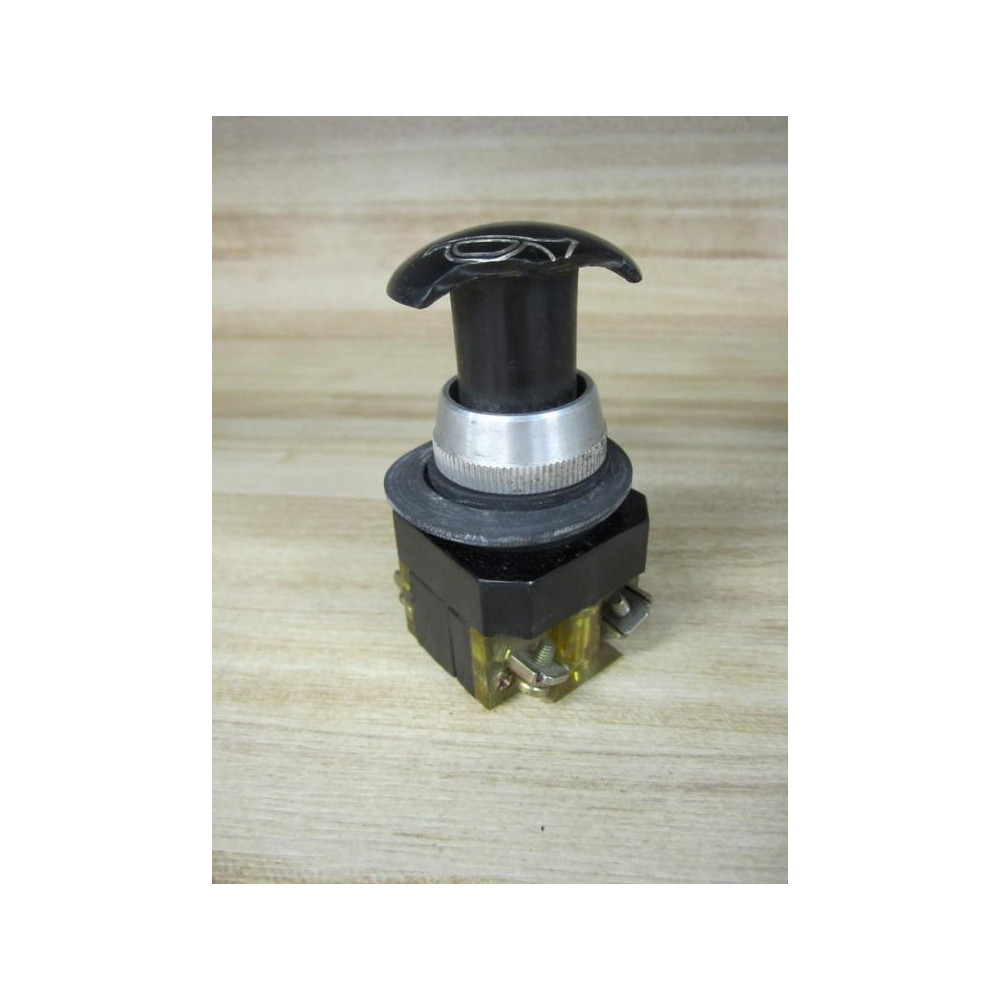 Kun Hung KH-3071EB-A Push Button Switch KH3071EBA Chipped Button - Used