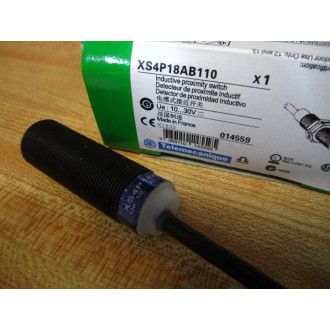 Telemecanique XS4-P18AB110 Proximity Switch XS4P18AB110 014559