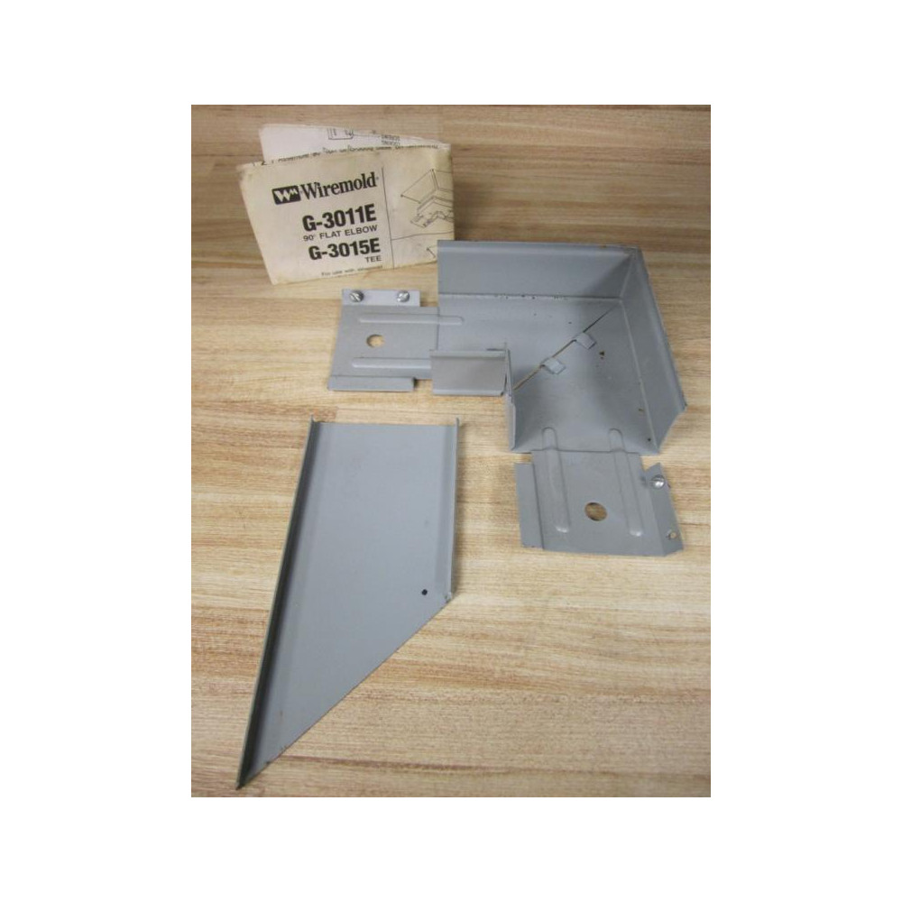 Wiremold G-3011E G3011E 90 Degree Flat Elbow Only 1 Straight Piece - New No Box