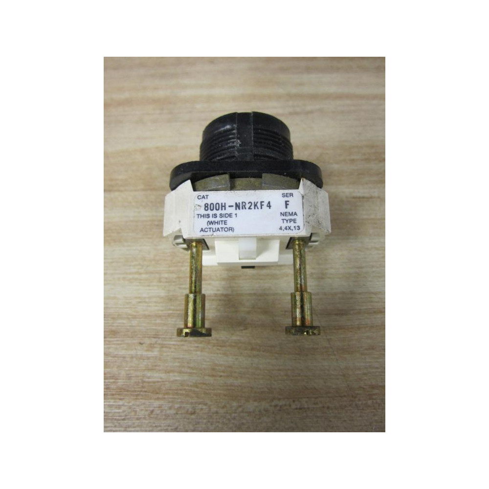 Allen Bradley 800H-NR2KF4AAXX Selector Switch 800HNR2KF4 Series F - Used