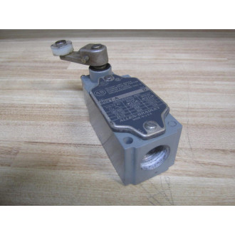 Allen Bradley 802T-A Limit Switch 802TA WRoller Head - New No Box