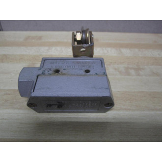 Micro Switch YZE6-2RQ119 Honeywell Limit Switch - New No Box