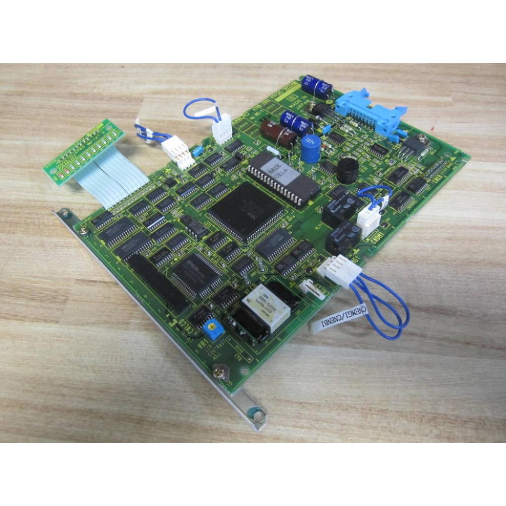 Fanuc A20B-2002-0200 Board A20B-2002-020004C - Used