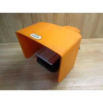 Numatics NM2FA452OG00000 Foot Switch NM2FA4520G00000 - Used