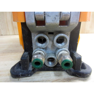 Numatics NM2FA452OG00000 Foot Switch NM2FA4520G00000 - Used