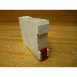 Allen Bradley 700-FSB3CU23 Timing Relay FSB3 Ser.B - New No Box