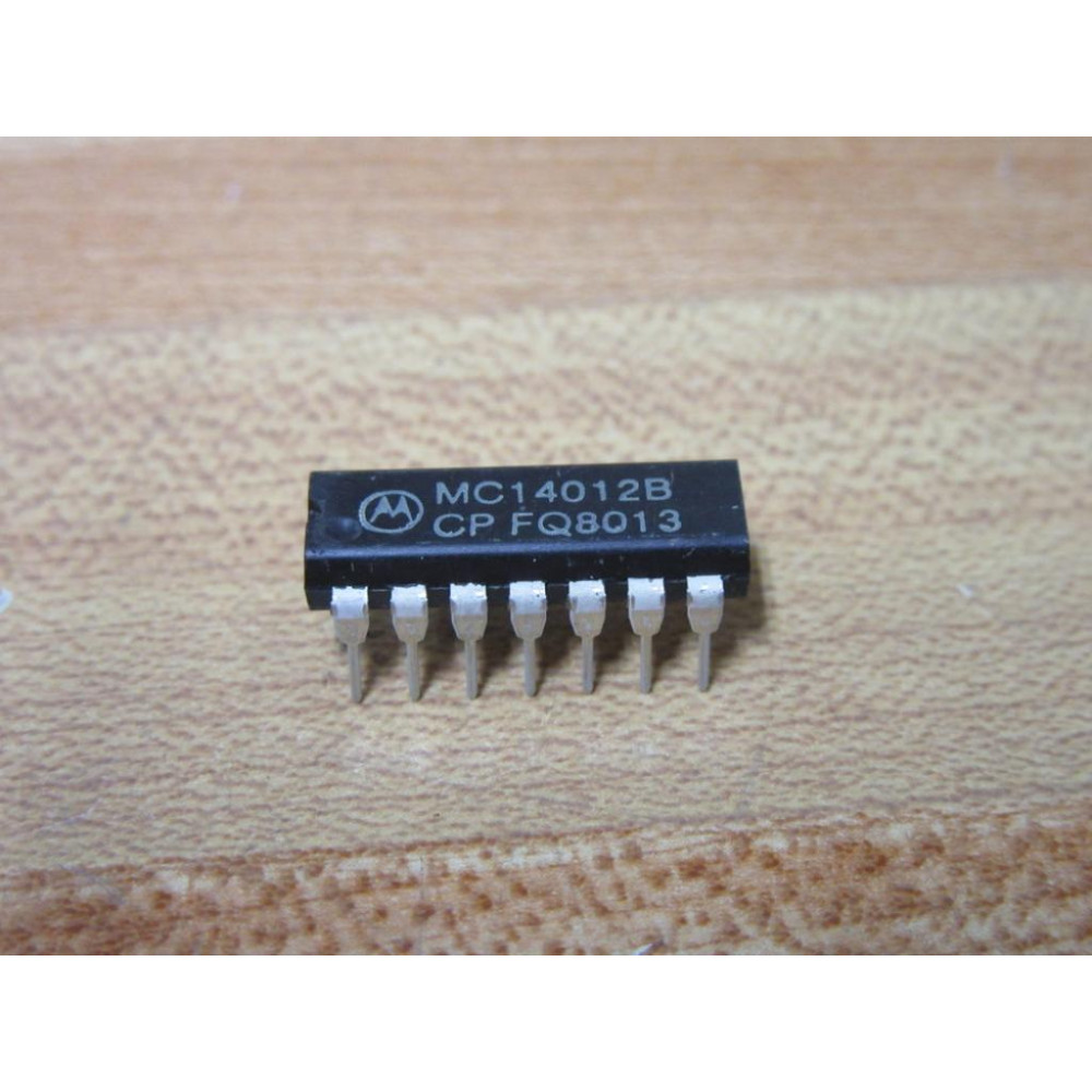 Motorola MC14012B Integrated Circuit (Pack of 7)