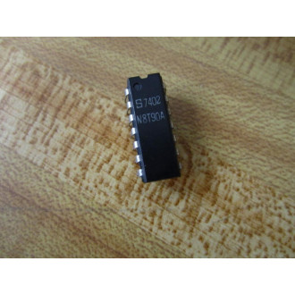 Signetics N8T90A Integrated Circuit (Pack of 3)