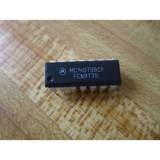 Motorola MC14075BCP Integrated Circuit (Pack of 4)