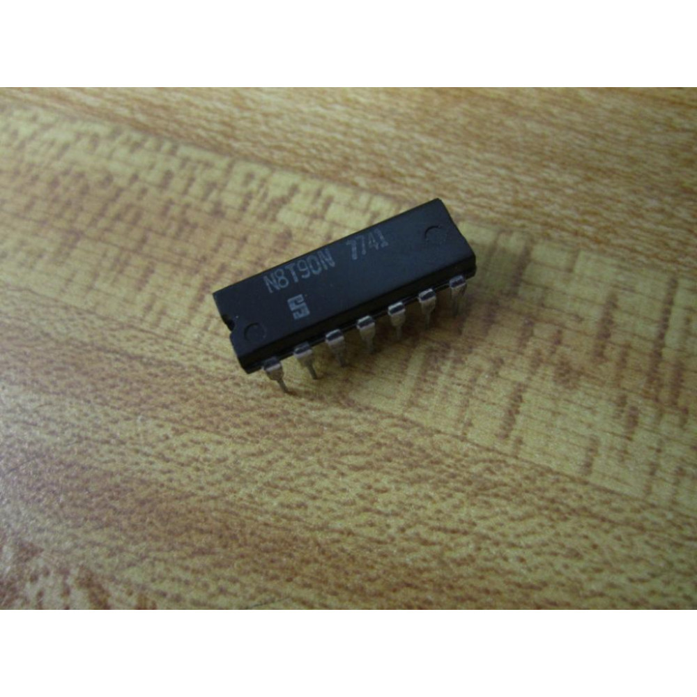 Signetics N8T90N Integrated Circuit