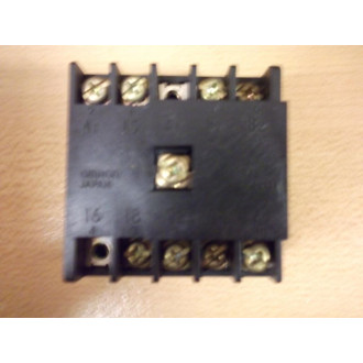 Omron P3G-11 Socket P3G11 Old Style-Missing Bottom Screw - Used