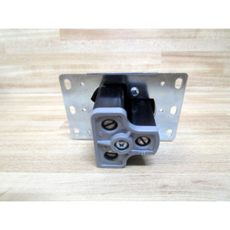Pass & Seymour 1108-0067-0068 Receptacle 110800670068