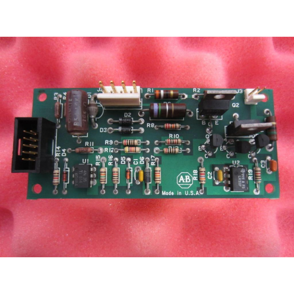 Allen Bradley 106931 Circuit Board M0102079 REV04 - Used