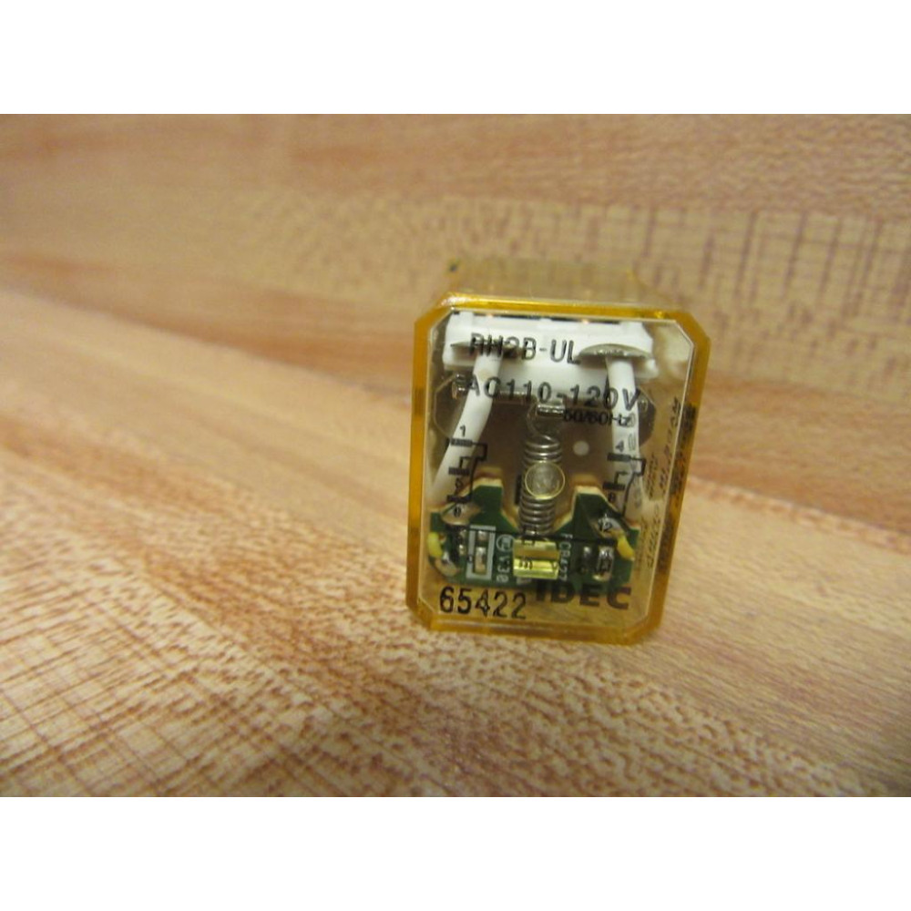 IDEC RH2B-UL-AC110-120V Relay RH2B-UL-110-120V - Used
