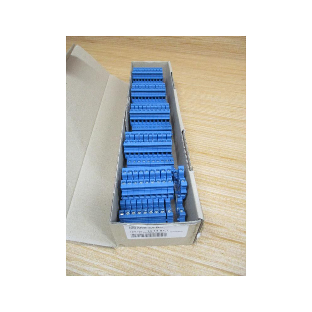 Phoenix Contact MBKKB 2,5 BU Mini Feed-Through Terminal Block 1414077 (Pack of 50) Phoenix Contact MBKKB 2,5 BU Mini Feed-Through Terminal Block 1414077 (Pack of 50)