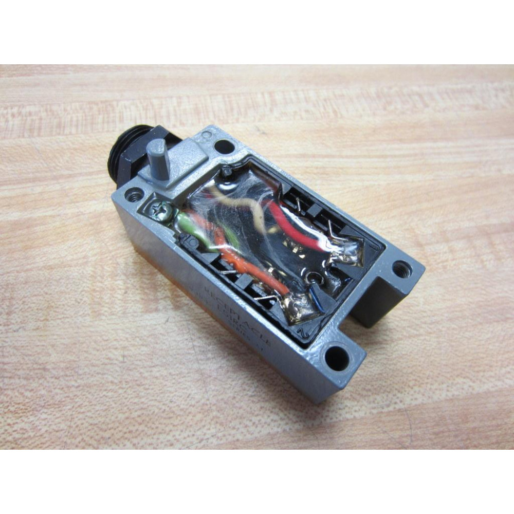 Cutler Hammer E51RC Limit Switch Receptacle Pre-Wired - Used