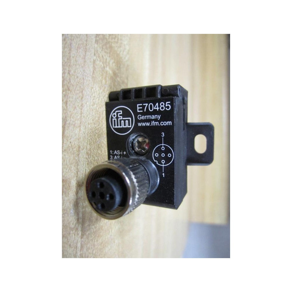 IFM Efector E70485 FC SPLITTER ASI M12 FCTOP - New No Box