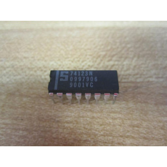 Signetics 74123N Integrated Circuit (Pack of 6)