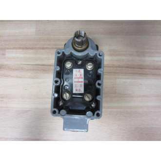 Namco EA700 76700 Limit Switch EA70076700 No Cover - New No Box