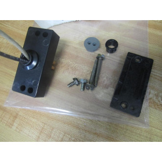 GE Lighting 35-966130-96 Female Ballast Plug