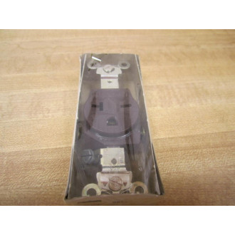 Crouse & Hinds 5851 Single Receptacle (Pack of 6)