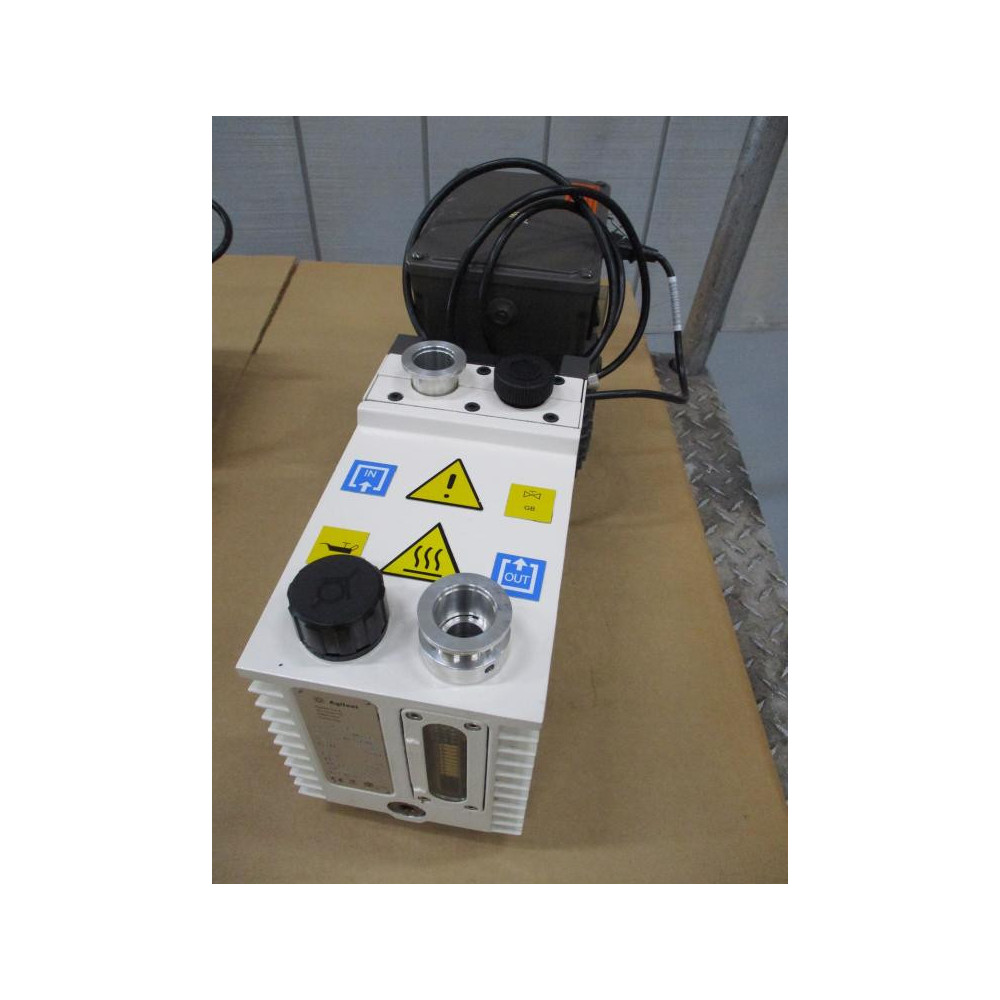 Varian DS302 Rotary Vane Pump 949-9325 - Used Varian DS302 Rotary Vane Pump 949-9325 - Used